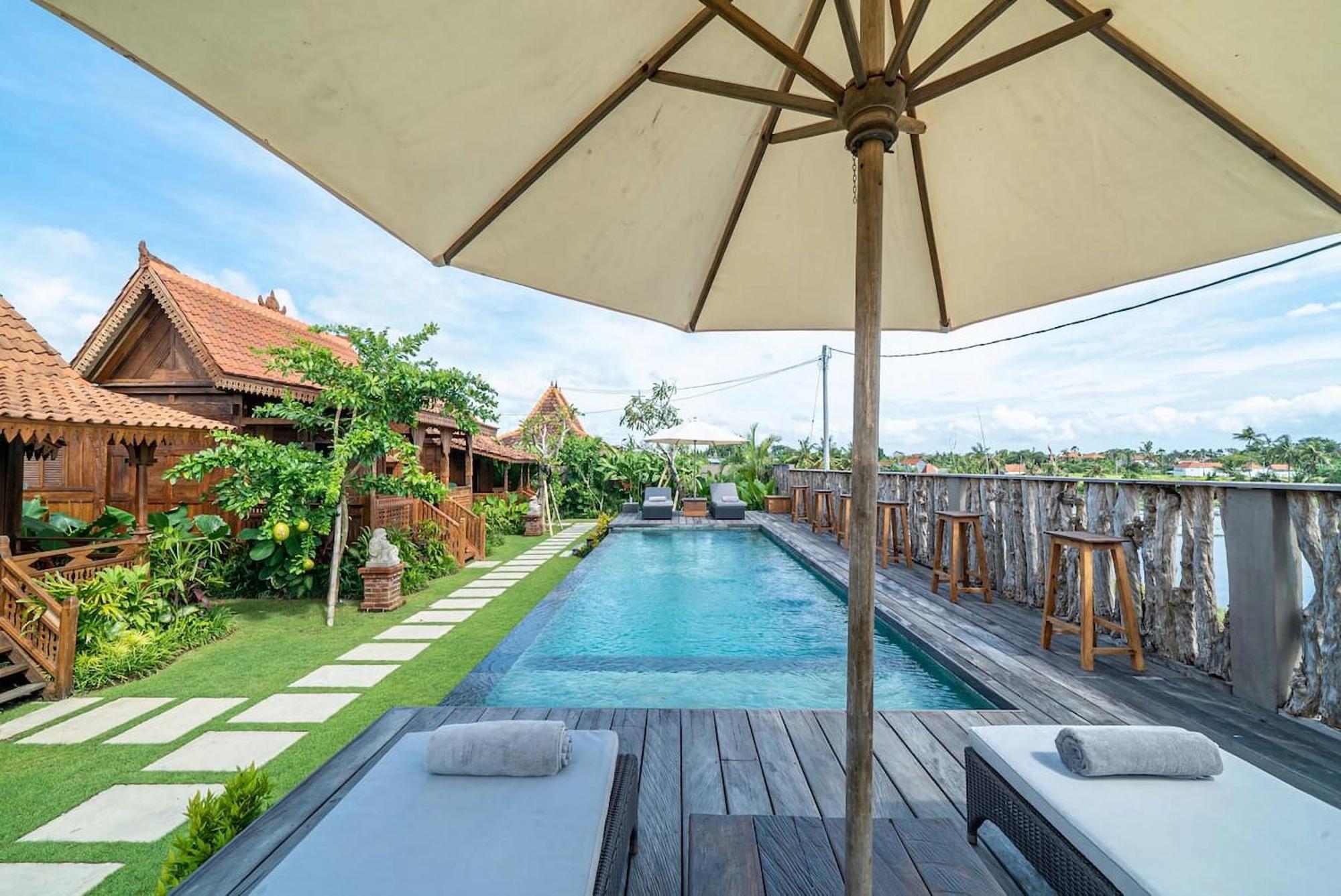 Lima Beach Inn Munggu Exterior foto